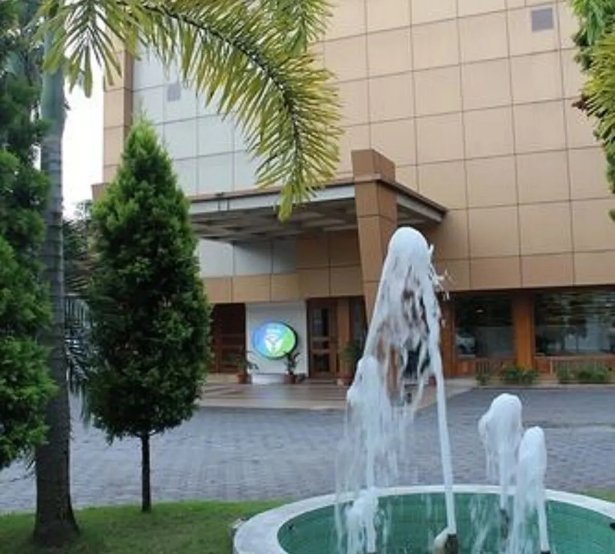 فندق Vedanta Wake Up - Ernakulam North Station Kochi الهند
