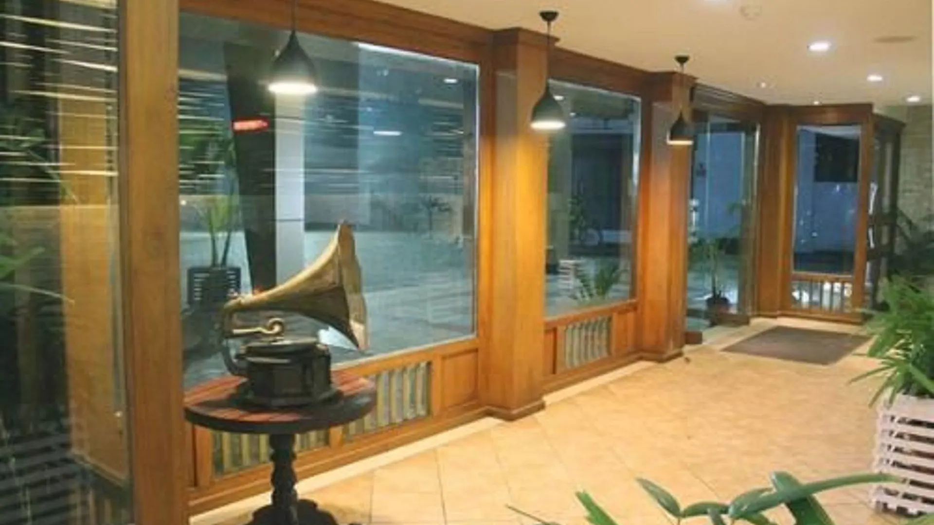 ***  فندق Vedanta Wake Up - Ernakulam North Station Kochi الهند