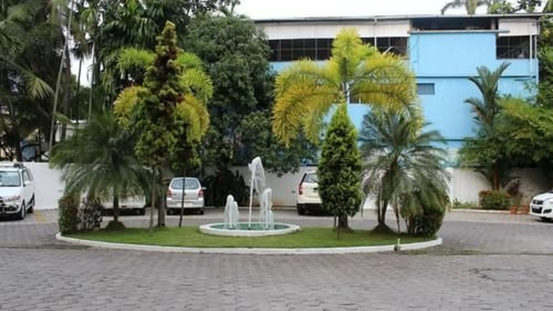 فندق Vedanta Wake Up - Ernakulam North Station Kochi